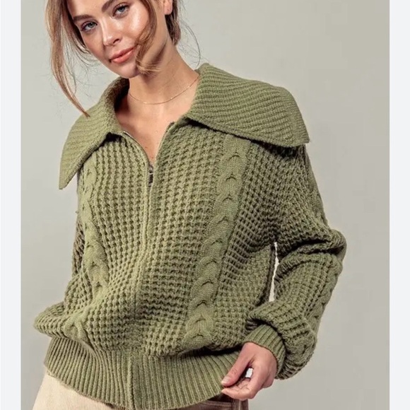 HYFVE Sweaters - HYFVE Women’s Olive Zip Front cable knit Sweater Cardigan Sz Small NWT